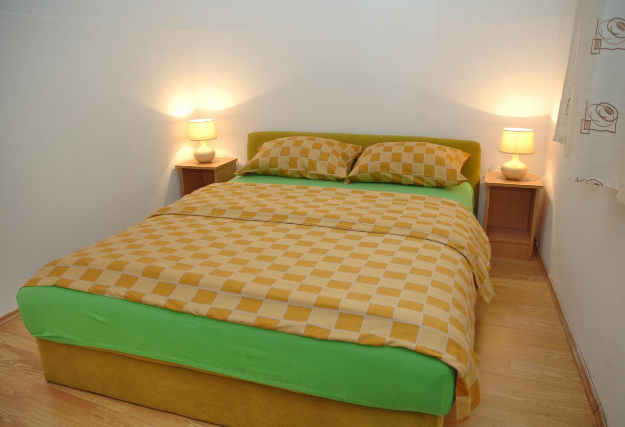 Apartments Dino ซาราเยโว ภายนอก รูปภาพ